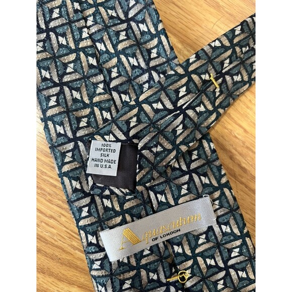 Aquascutum Of London Green Gold Geometric Pattern 100% Silk Tie - Picture 4 of 5